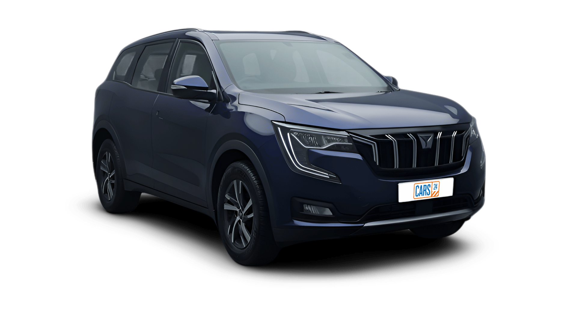 2022 Mahindra XUV700 - SUV - Petrol - Manual - ₹13.40 lakh